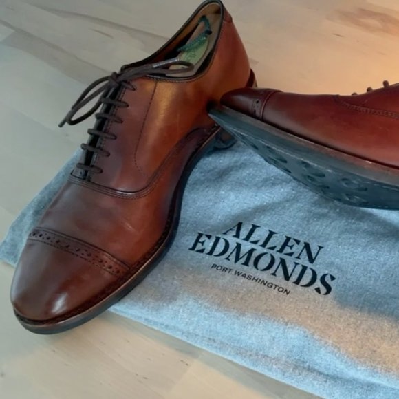 Fifth Avenue Cap-Toe Oxford Dress Shoe with Dainite Sole - Picture 3 of 3